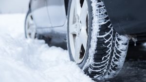 North Alabama police giving rides to work in snow storm