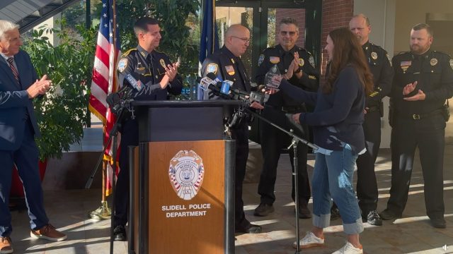 “Wanna hop in?” Louisiana officer gets a lift from a good Samaritan