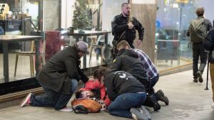 The five minutes before the ambulance